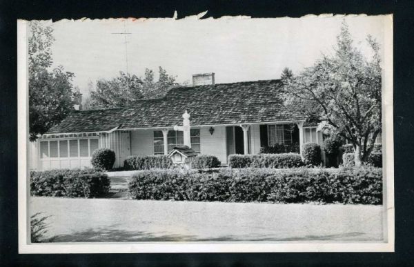 CURT FLOOD's House 1964 St. Louis Cardinals Vintage News Wire Photo