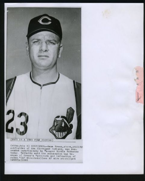 GENE GREEN Suspended 1963 Cleveland Indians Vintage News Wire Photo