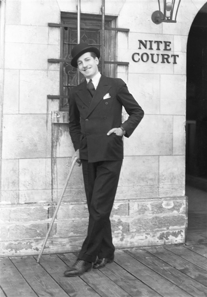 1930s DAPPER GENTLEMAN w/ CANE @ NITE COURT Original GEORGE BURKE Photo Negative