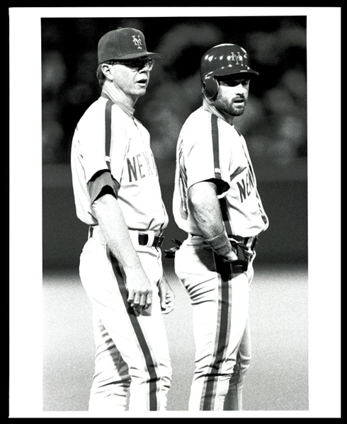 1992 New York Mets HOWARD JOHNSON & MIKE CUBBAGE Original Photo Type 1