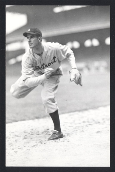 ELDEN AUKER Real Photo Postcard RPPC 1935-36 Detroit Tigers George Burke 