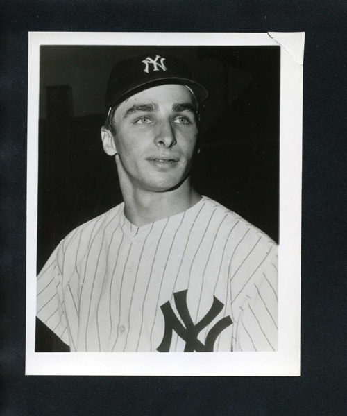 1967 Yankees TOM SHOPAY Team Issue Photo Team Issued Original Photo Rookie