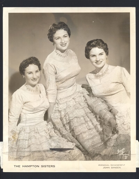 1956 THE HAMPTON SISTERS Vintage Original Photo WWII JAZZ QUARTET