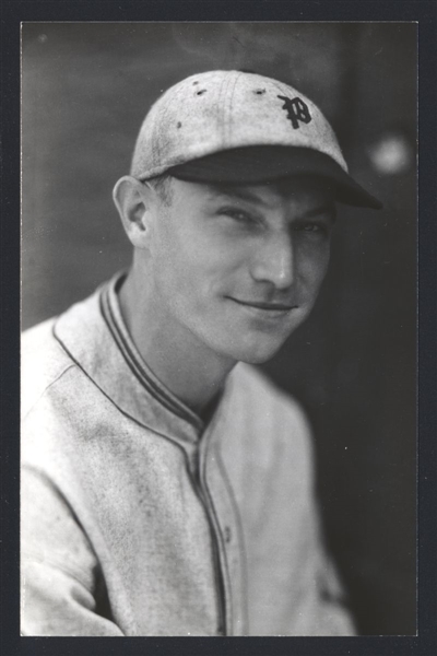 HAL ELLIOTT Real Photo Postcard RPPC 1929-32 Philadelphia Phillies George Burke 