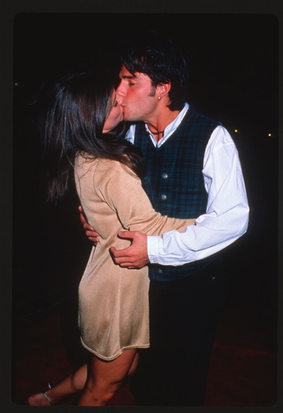 1995 YASMINE BLEETH & RICKY PAULL GOLDIN Original 35mm Slide Transparency