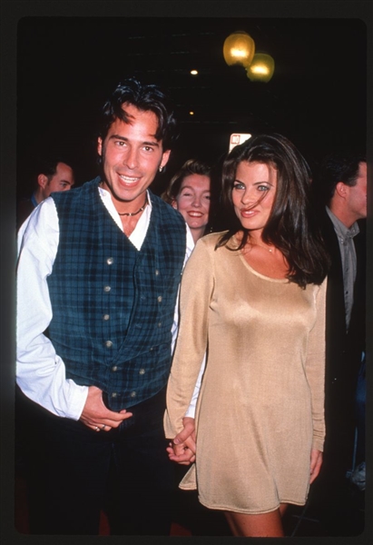 1995 YASMINE BLEETH & RICKY PAULL GOLDIN Original 35mm Slide Transparency