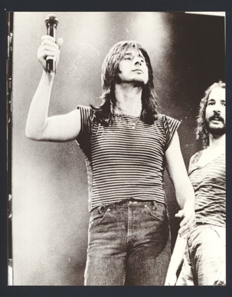 STEVE PERRY ca 1980s Live On Stage Original Photo JOURNEY AMERICAN ROCK STAR nb