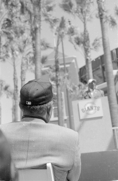 Lot (6) Giants WILLIE MAYS, BILL COSBY Statue Dedication Original 35mm Negatives