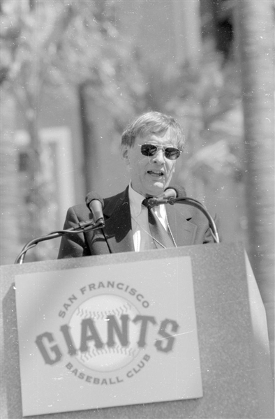 Lot (2) 2000 BUD SELIG Willie Mays Statue Dedication Original 35mm Negatives bn