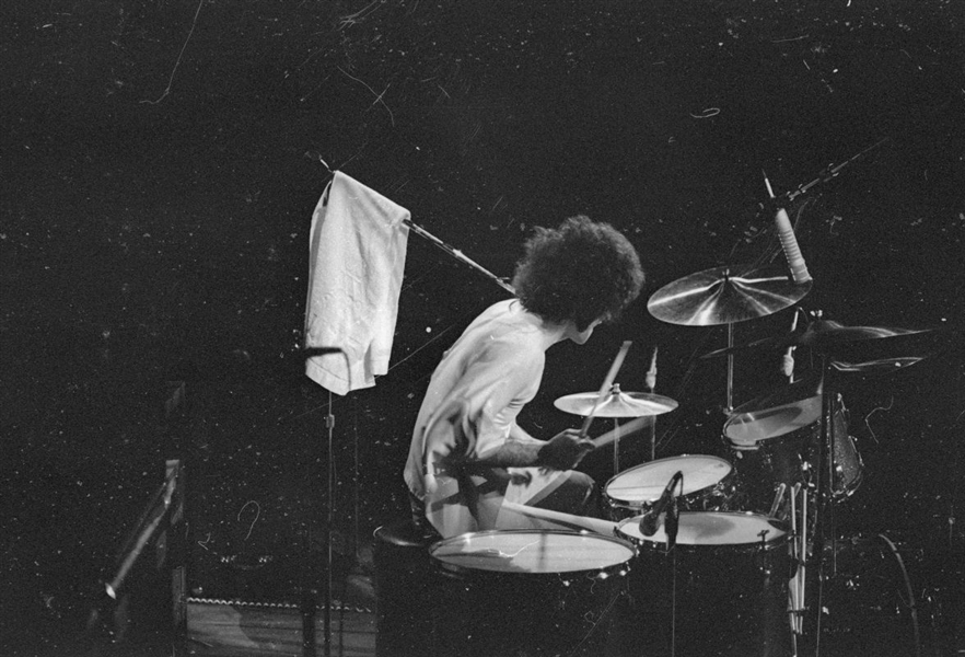 Strip of (6) 1970s GRAND FUNK RAILROAD Live Original 35mm Photo Negatives bn