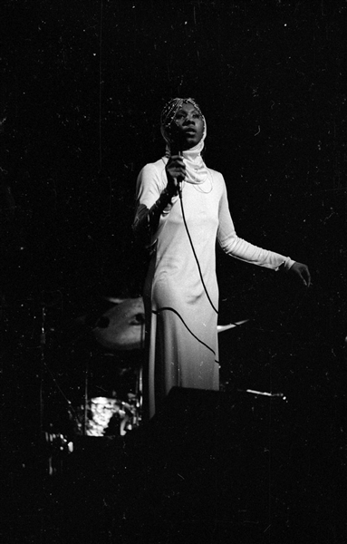 1960s UNIDENTIFIED SINGER Original 35mm Photo Negative bn