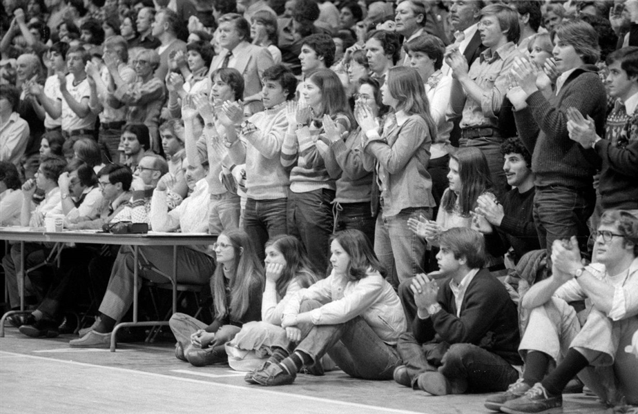 Lot (4) 1970s FAIRFIELD UNIVERSITY BASKETBALL GAME Orig 35mm Photo Negatives bn