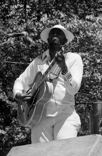 1970s TAJ MAHAL Original 35mm Photo Negative BLUES MUSICIAN bn