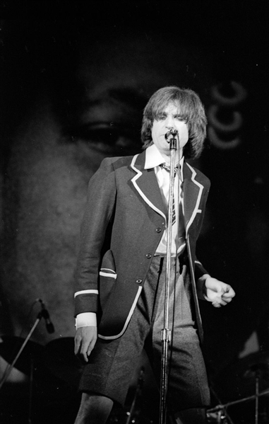 1970s RAY DAVIES Of THE KINKS Schoolboys In Disgrace Original 35mm Negative bn