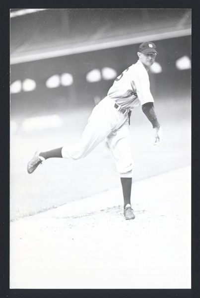 GEORGE GILL Real Photo Postcard RPPC 1938 Detroit Tigers George Burke 