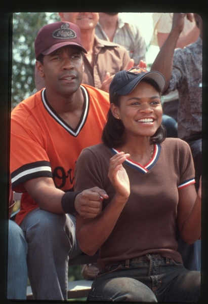 2002 DENZEL WASHINGTON & KIMBERLY ELISE In JOHN Q. Original 35mm Slide