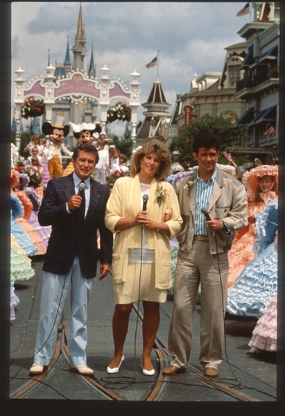 1990s REGIS PHILBIN, JOAN LUNDEN & ALAN THICKE On DISNEY WORLD Original Slide