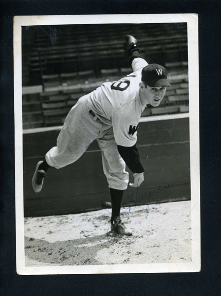 JOE HAYNES 1940 Senators SIGNED (d.1967) Original AL Service Bureau Photo