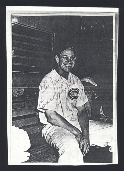 ERIC TIPTON ca 1942-45 Cincinnati Reds SIGNED Photo (d.2001)