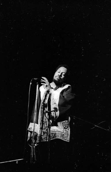 Strip of (6) 1960s LEON THOMAS Original 35mm Photo Negatives JAZZ SINGER bn