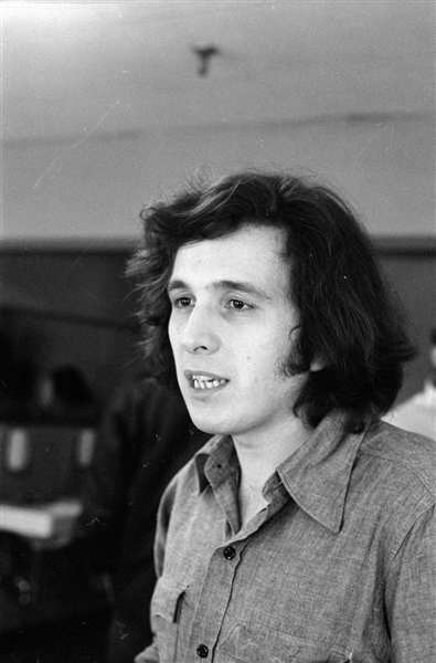 Strip of (6) 1970s DON MCLEAN Candid Original 35mm Photo Negatives bn