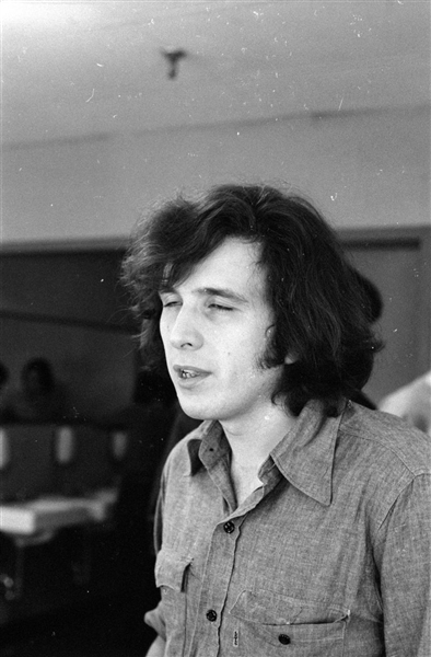 Strip of (6) 1970s DON MCLEAN Candid Original 35mm Photo Negatives bn