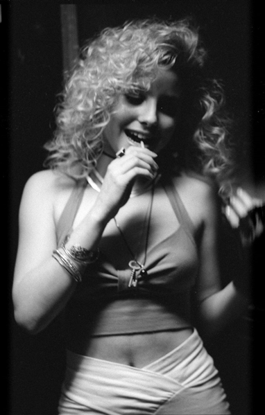 Strip of (4) 1990s MARY RILEY Original 35mm Photo Negatives MODEL ACTRESS bn