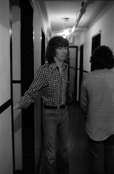 Strip of (4) 1970s AL STEWART & UNIDENTIFIED Original 35mm Photo Negatives bn