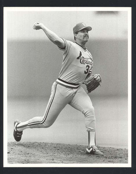 1980s St. Louis Cardinals DANNY COX Original News Photo