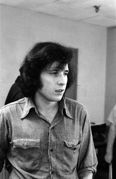 Strip of (6) 1970s DON MCLEAN Candid Original 35mm Photo Negatives bn