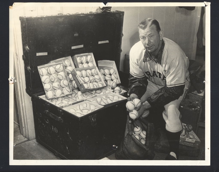 1949-51 Pirates BILL POSEDEL w/ ONL Ford Frick Baseball Hoard Original Photo