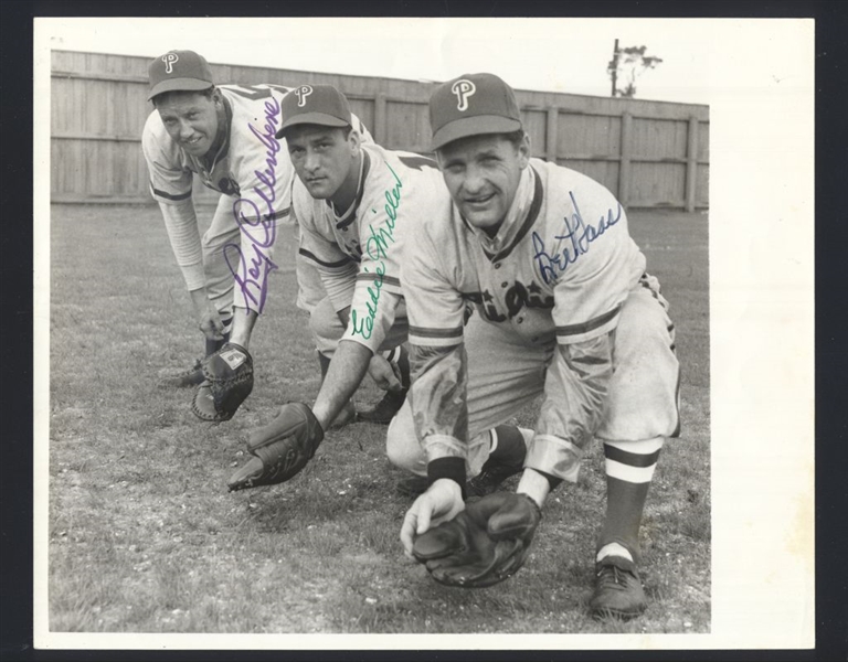 SIGNED News Photo ROY CULLENBINE, EDDIE R MILLER, BERT HAAS ca 1948 Phillies