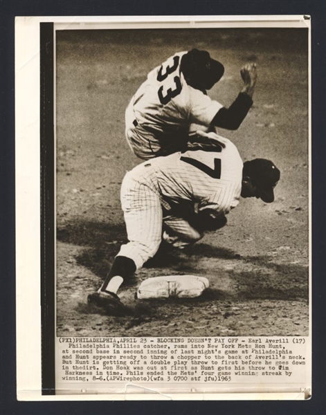 Lot of (2) 1960s Phillies EARL AVERILL JR, RON HUNT & TONY TAYLOR Wire Photos
