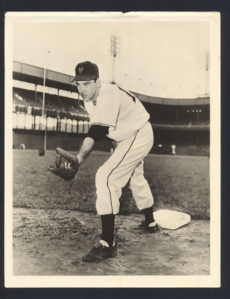 1950-53 New York Giants TOOKIE GILBERT Original News Photo