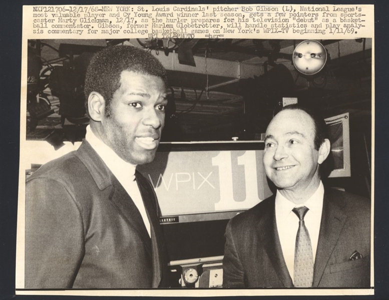 1967-68 Cardinals BOB GIBSON, MARTY GLICKMAN & GUSSIE BUSCH News Wire Photo
